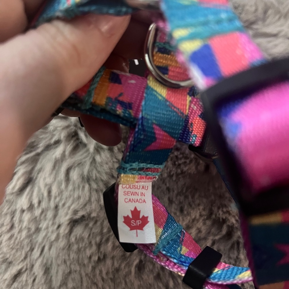 4/60$ Colorful Geometric Dog Harness - Picture 5 of 5